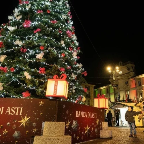 mercatino-natale-asti-2024.webp